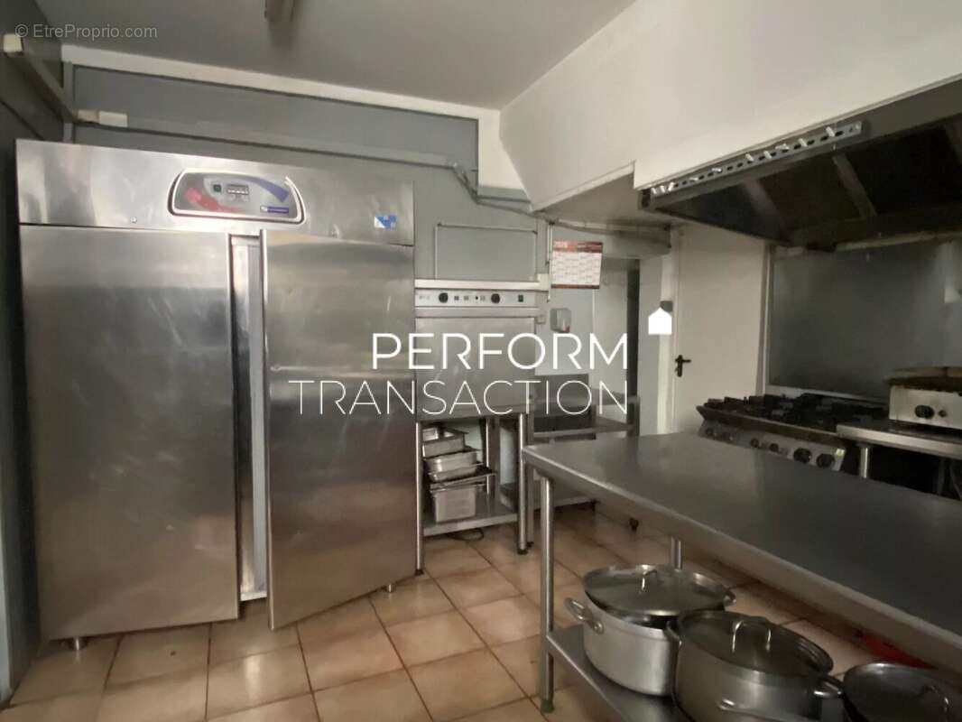 Commerce à CHAMP-SUR-DRAC