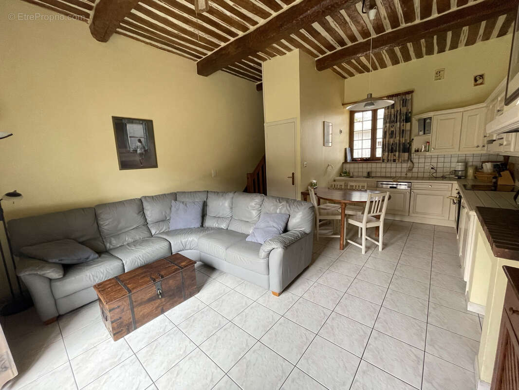 Appartement à LA REDORTE