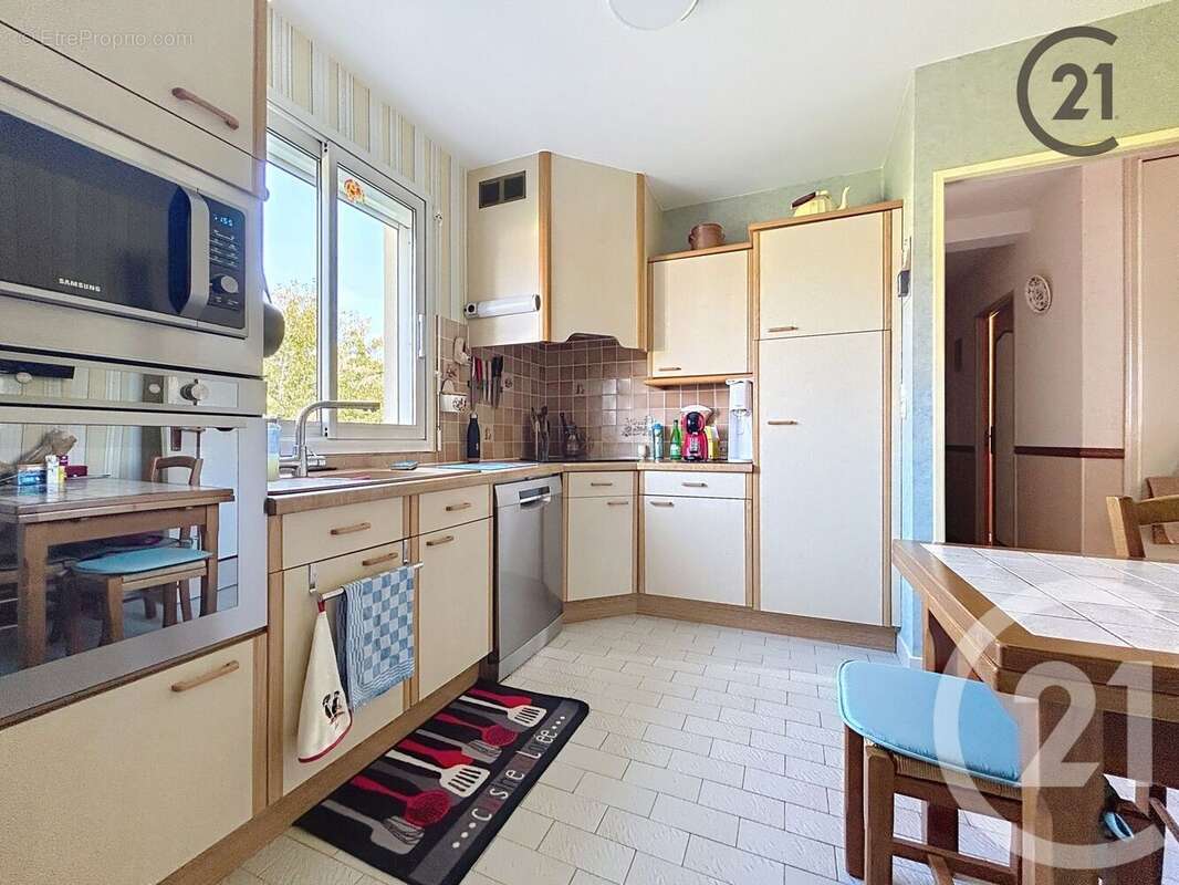 Maison à SAINT-GERMAIN-LAVAL