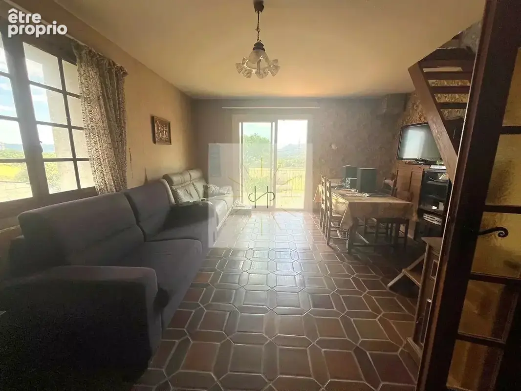 Maison 8 pièces 126 m² à vendre à Chomerac (07210) - photo 3