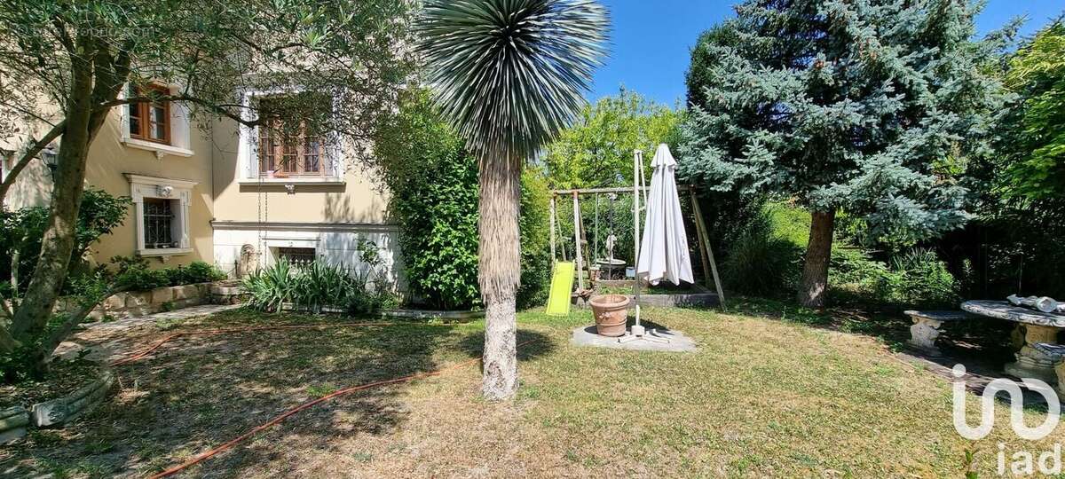 Photo 7 - Maison à HOUILLES