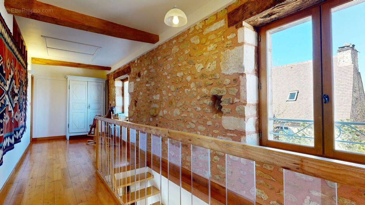 Proprieteavecgitesetpiscineetvuepanoramique0425202 - Maison à CARVES