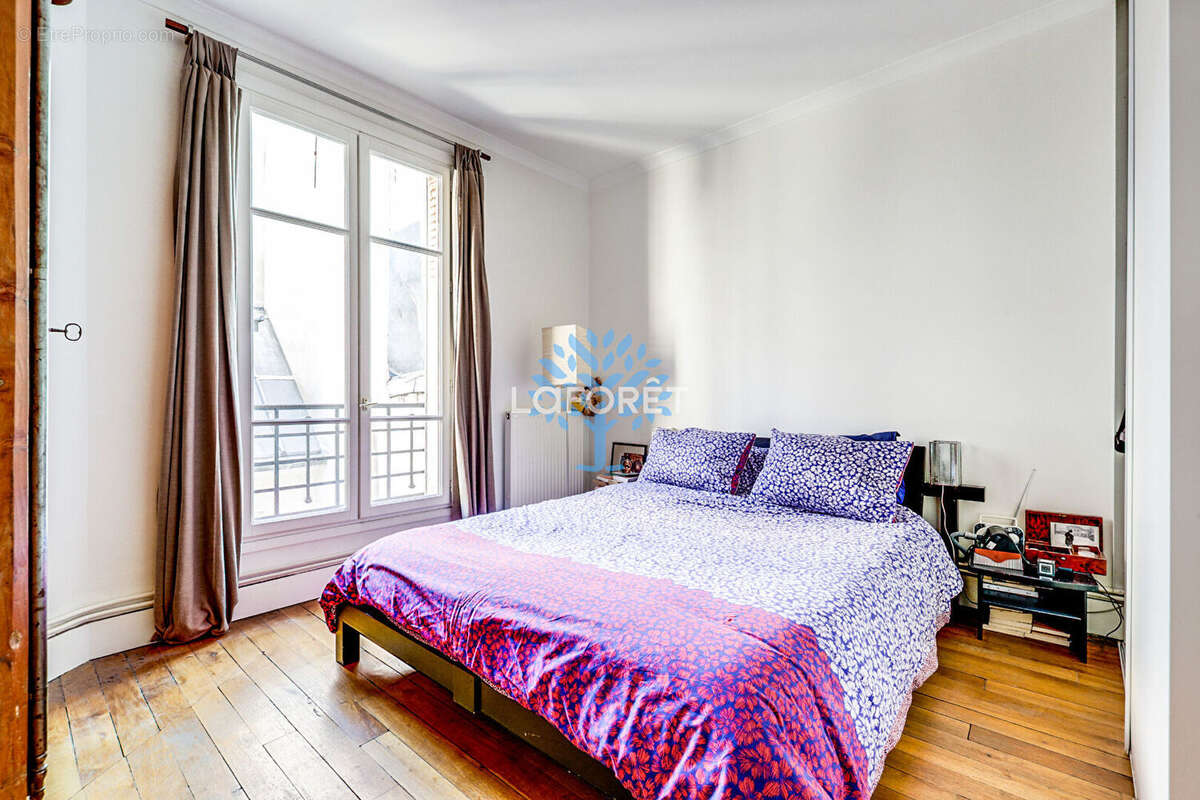 Appartement à PARIS-11E