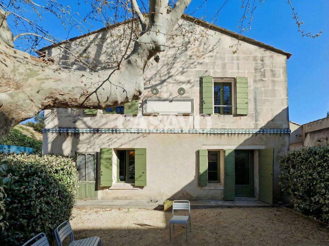 Maison à MAUSSANE-LES-ALPILLES