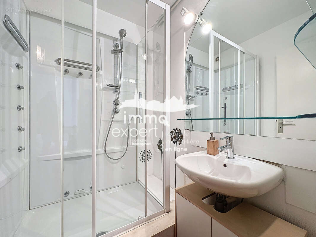 Appartement à MIRECOURT