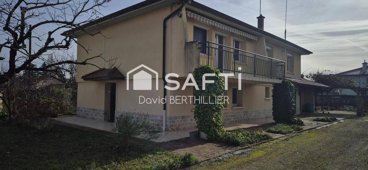 Photo 1 - Maison à SAINT-DENIS-LES-BOURG