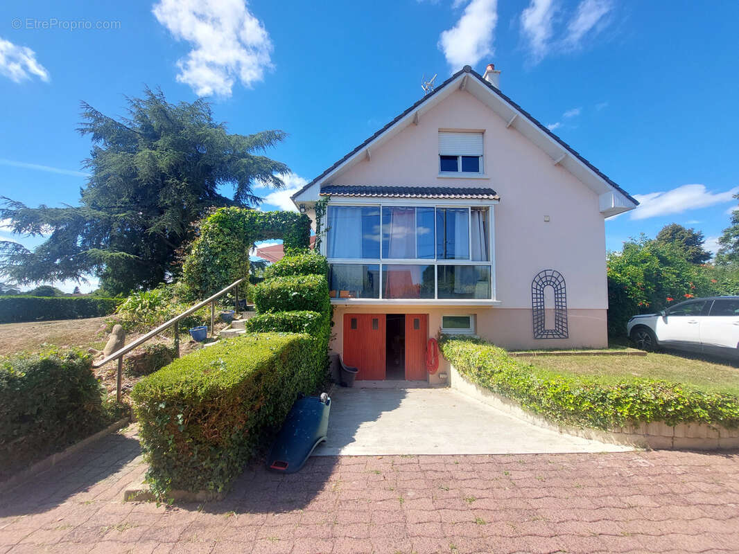 Maison à LA FLECHE