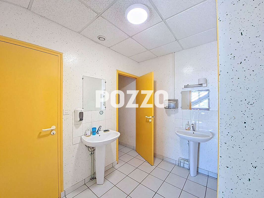 Commerce à PONTORSON