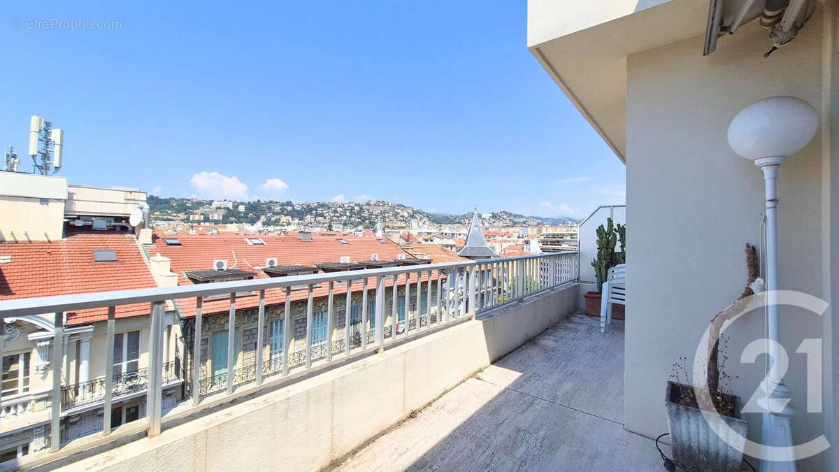 Appartement à NICE