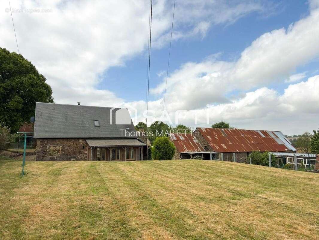 Photo 2 - Maison à SOURDEVAL