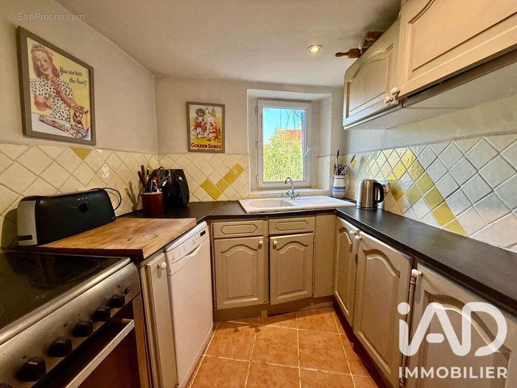 Maison 75 m² à La Garde-Freinet  - photo 7