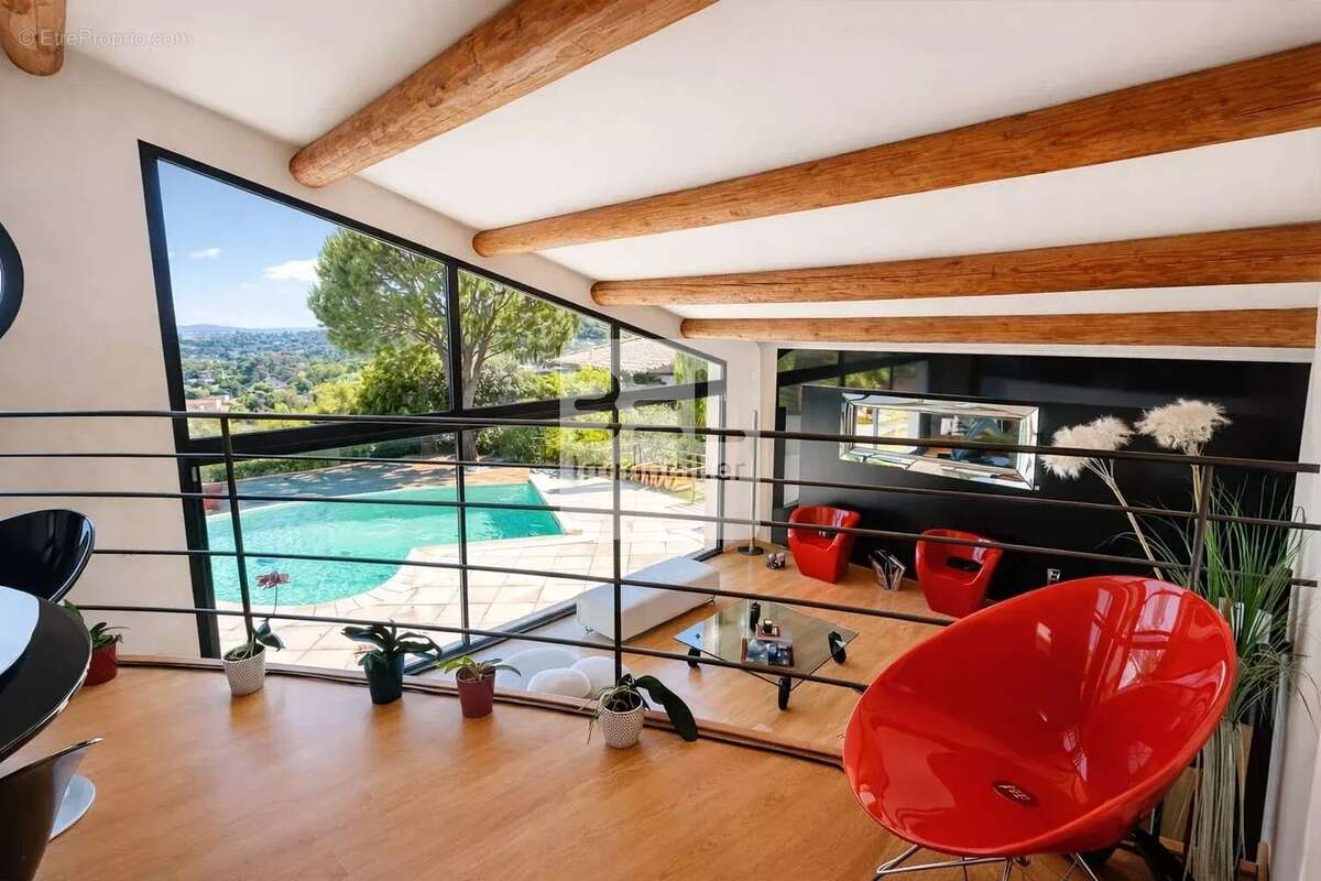 Maison à VILLENEUVE-LES-AVIGNON