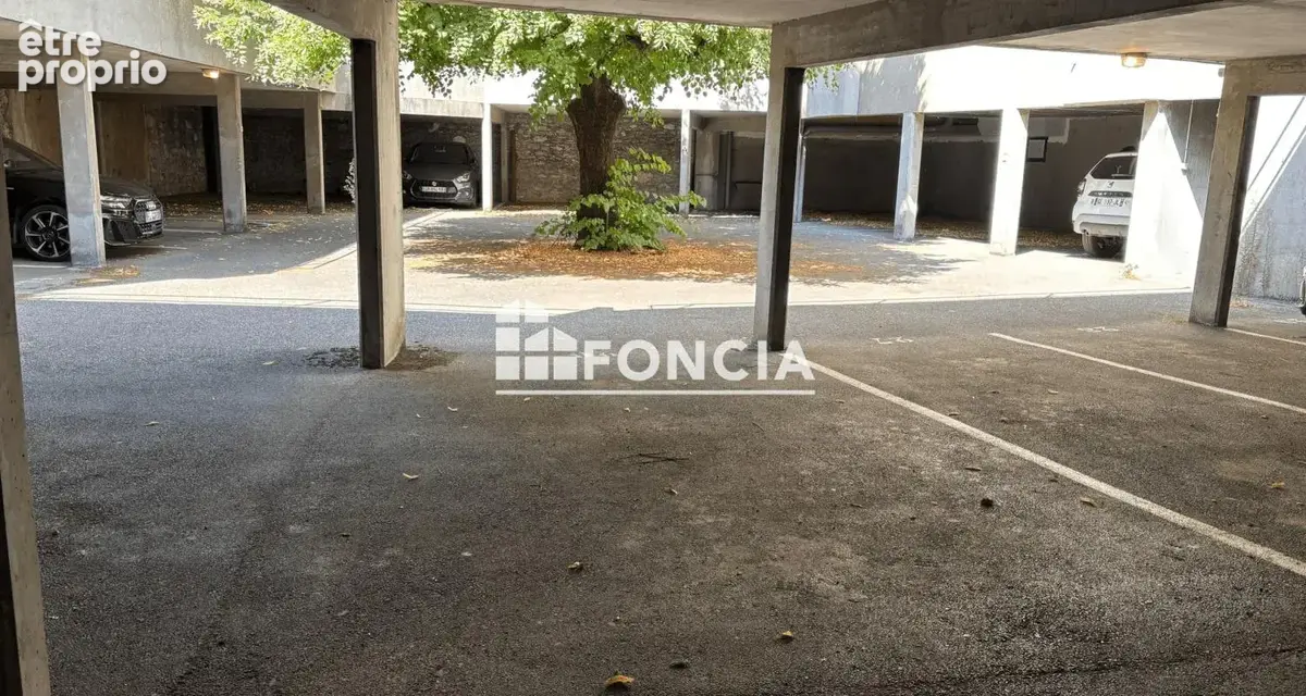 Studio 30 m² avec poss. parking privé - grenoble europole, ecole de commerce gem et minatec - dpe c - photo 11