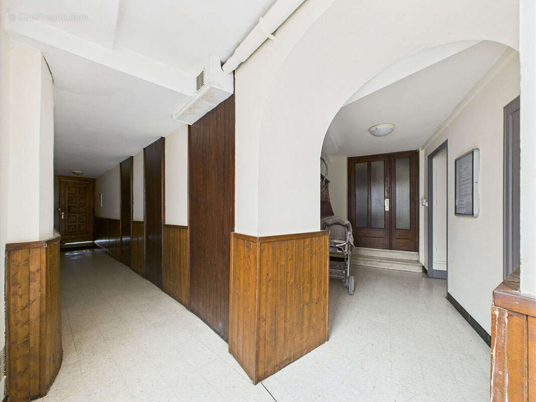 Appartement à TOURNON-SUR-RHONE