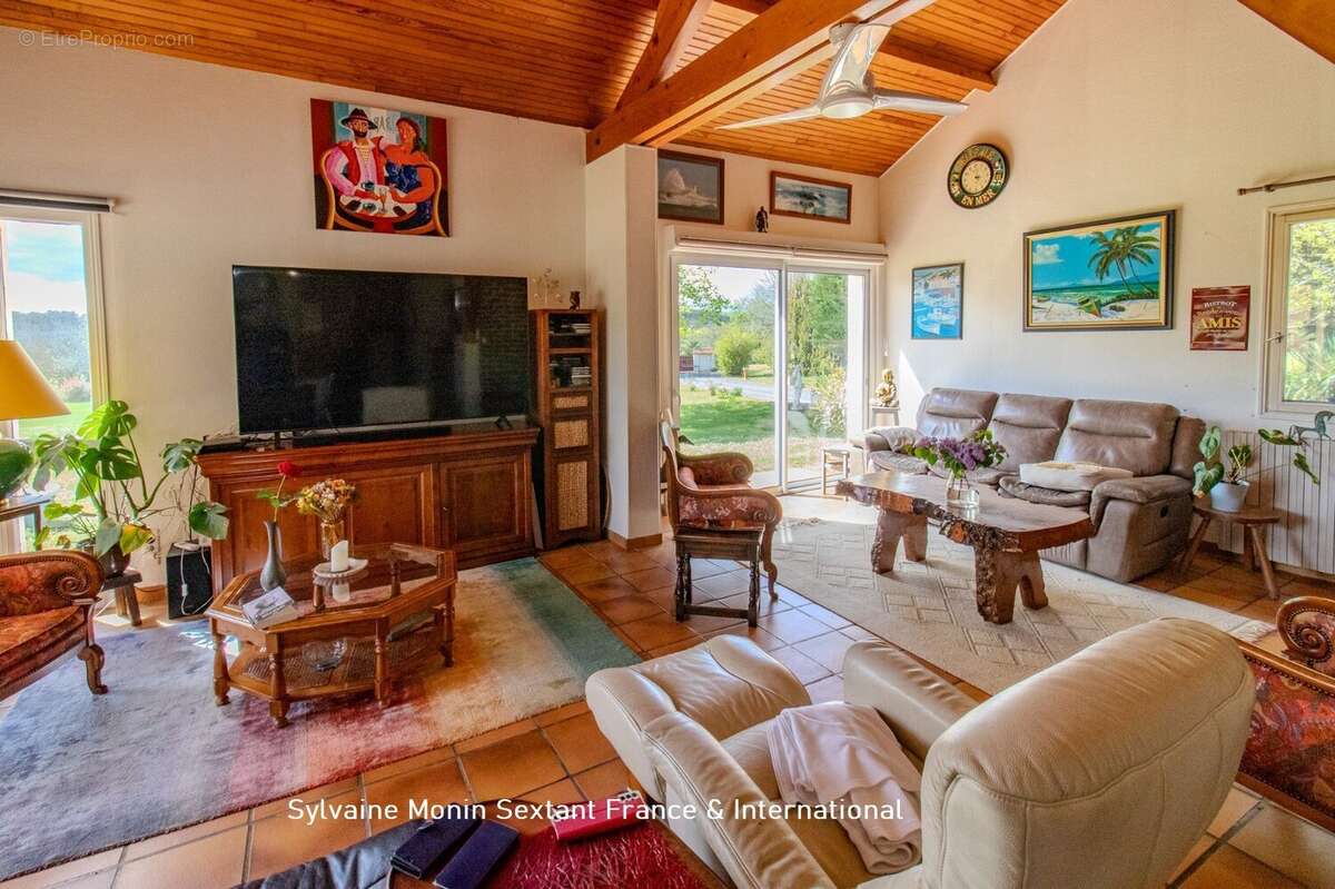 Maison à TOURTOIRAC