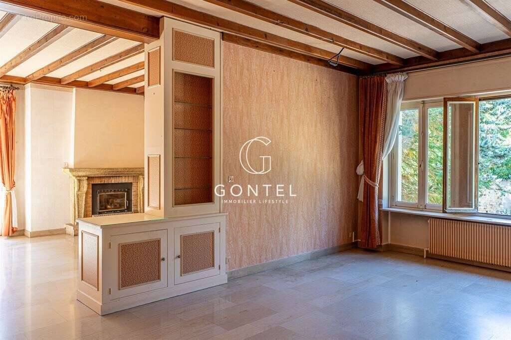 Maison à SAINT-CYR-AU-MONT-D'OR