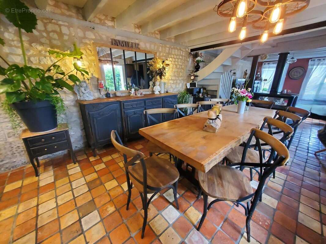 Maison 130 m² à Caumont  - photo 3