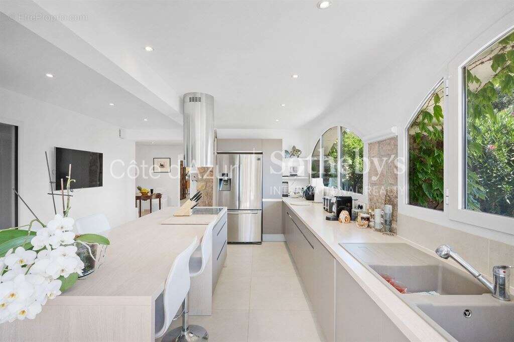 Maison à THEOULE-SUR-MER