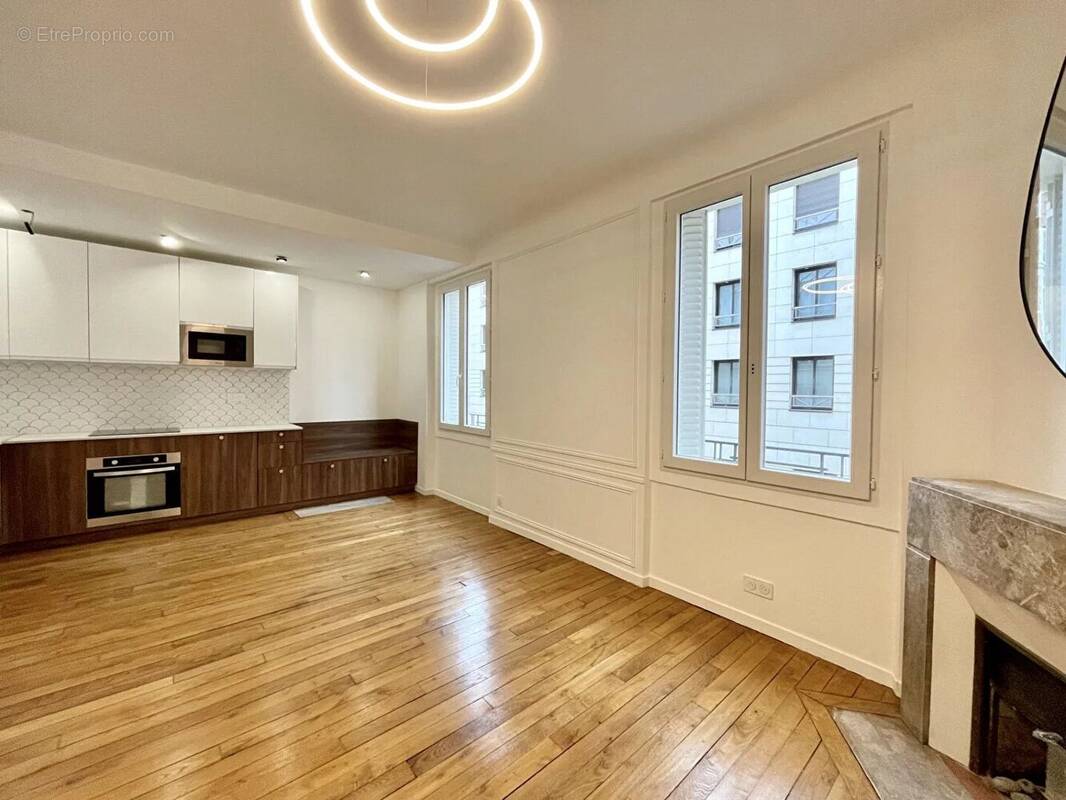 Appartement à CLICHY