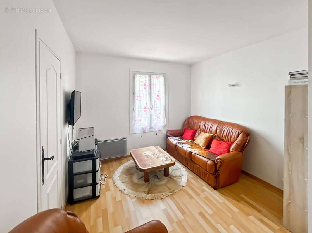 Appartement à VAUX-SUR-SEINE