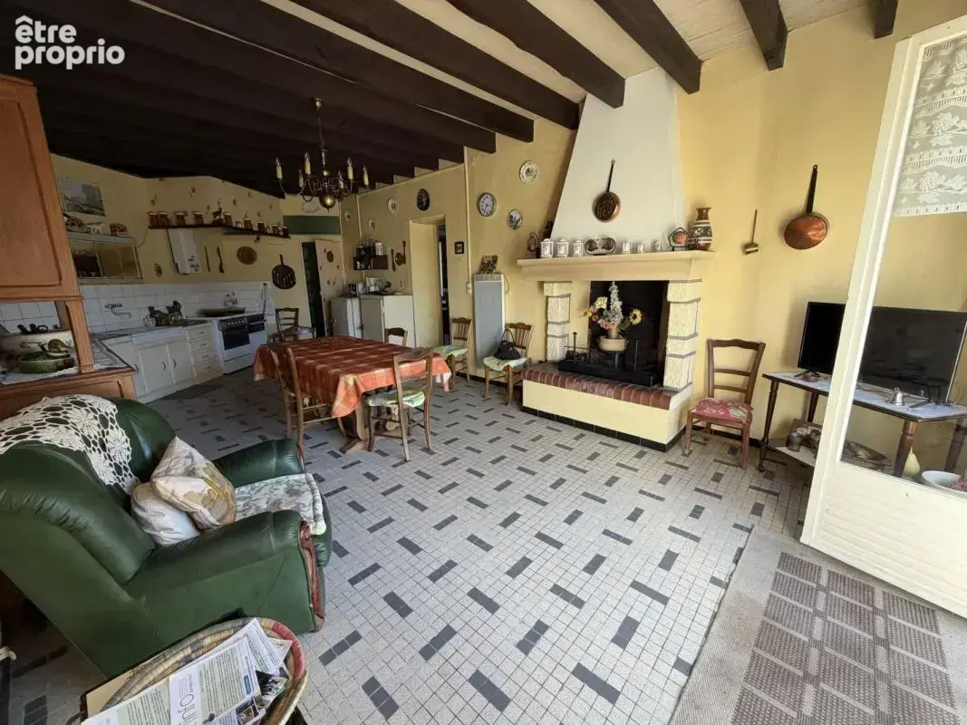 Maison 8 pièces 163 m² à vendre à Saint-Hilaire-La-Palud (79210) - photo 3