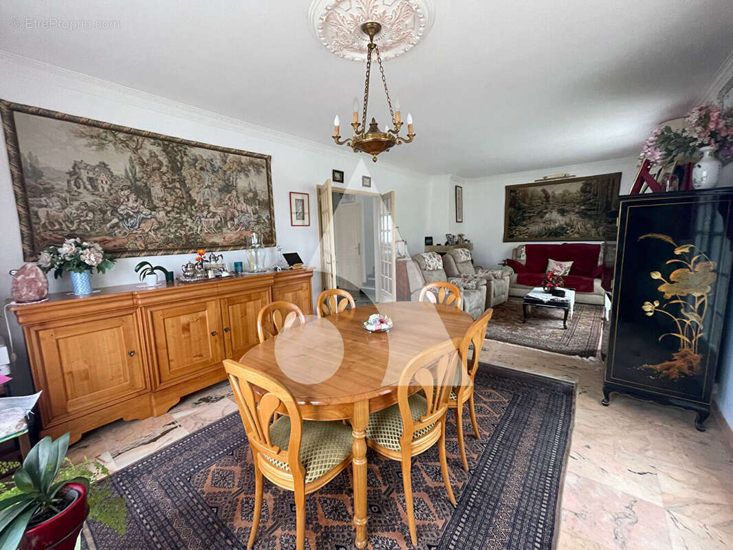 Maison Noiseau 7 pièce(s) 166 m2 - 5 chambres - photo 4