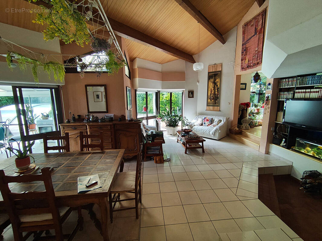 Maison à BREUIL-MAGNE