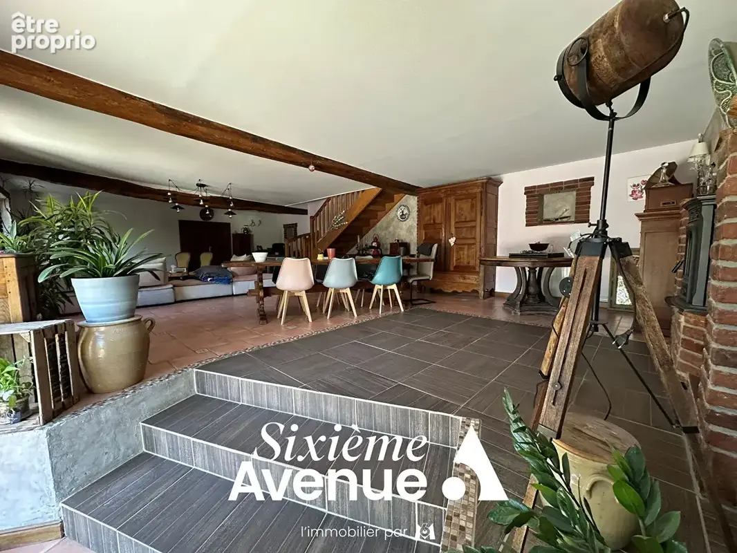 Maison à vendre de type 6 pièce(s) 230 m² à ATHIS - photo 5