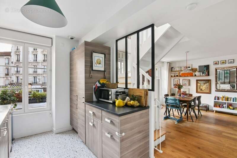 Appartement à PARIS-19E