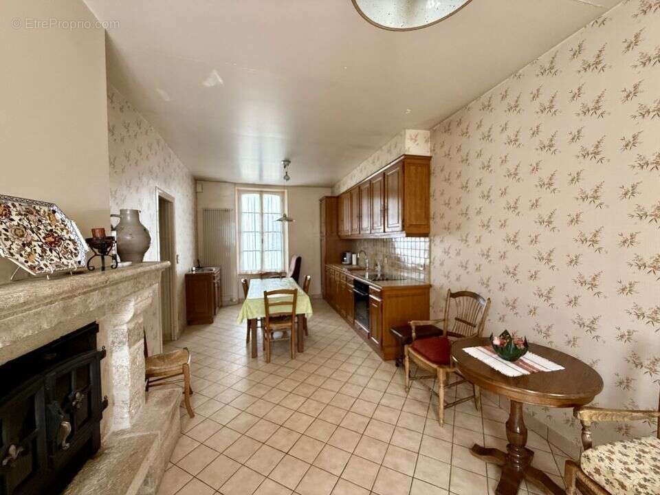 Maison à DONNEMARIE-DONTILLY