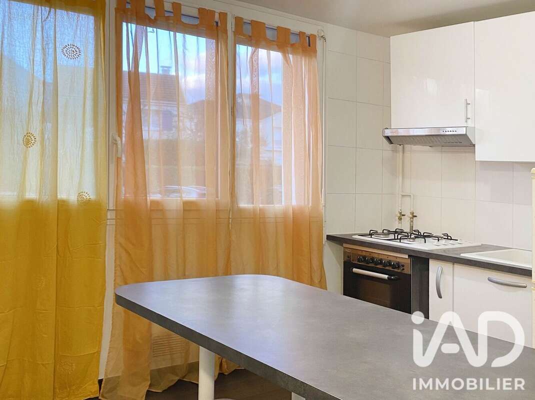 Photo 9 - Appartement à THIAIS