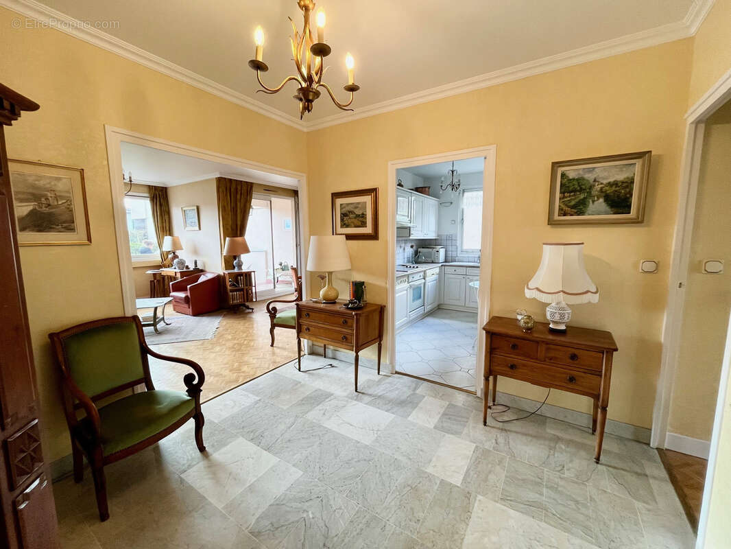 Appartement à SAINT-MAUR-DES-FOSSES