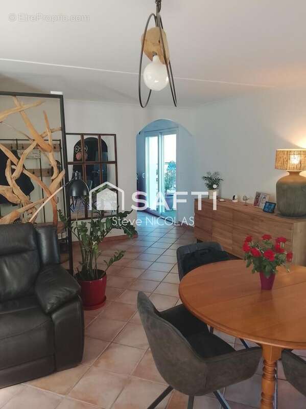 Maison 127 m² à Senechas  - photo 8