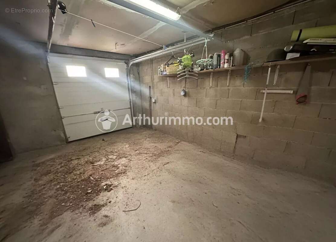 Maison à SAINT-ASTIER