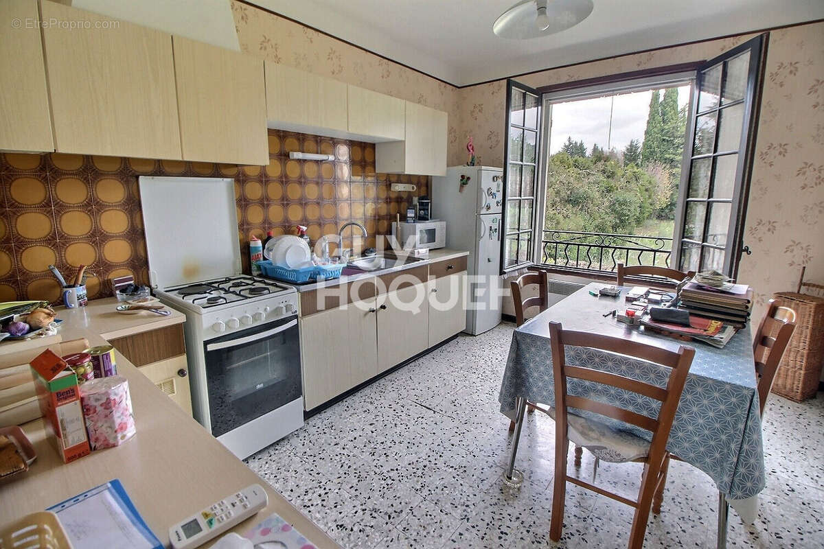 Maison à SAINT-ETIENNE-DU-GRES