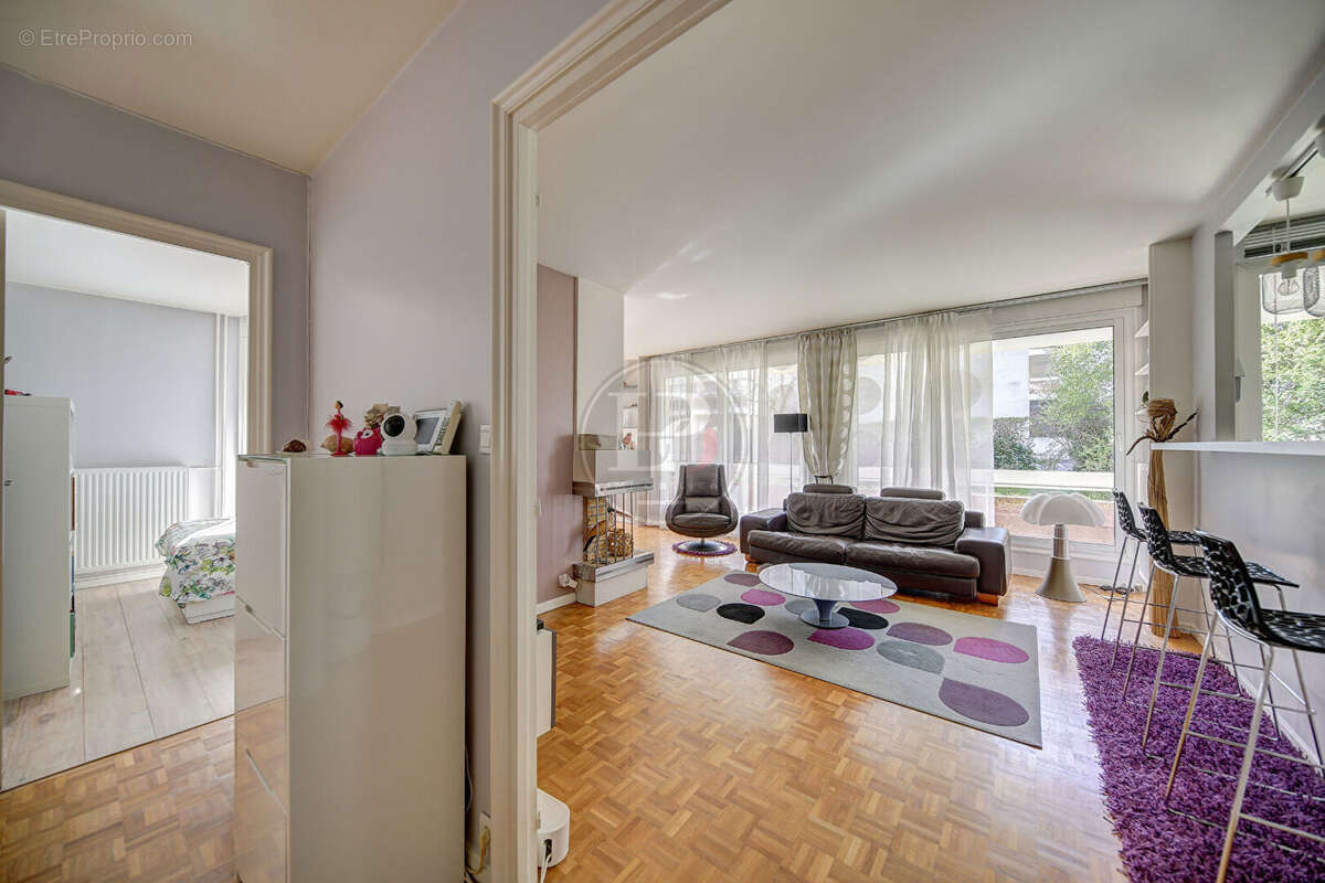Appartement à MAREIL-MARLY