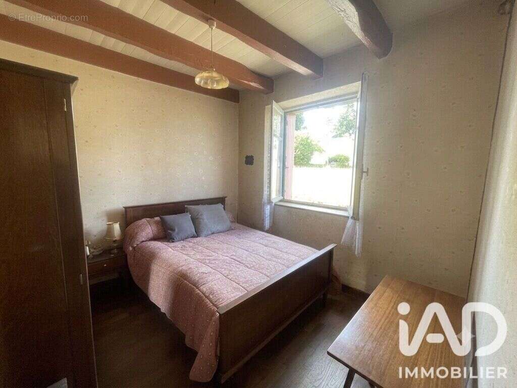 Maison 69 m² à Saint-Vran  - photo 6