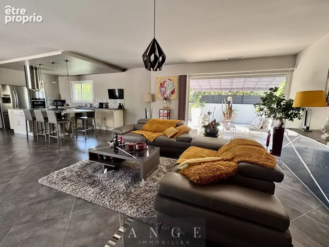 La farlède propriété d'exception 200 m2 habitables t2 indépendant - photo 6
