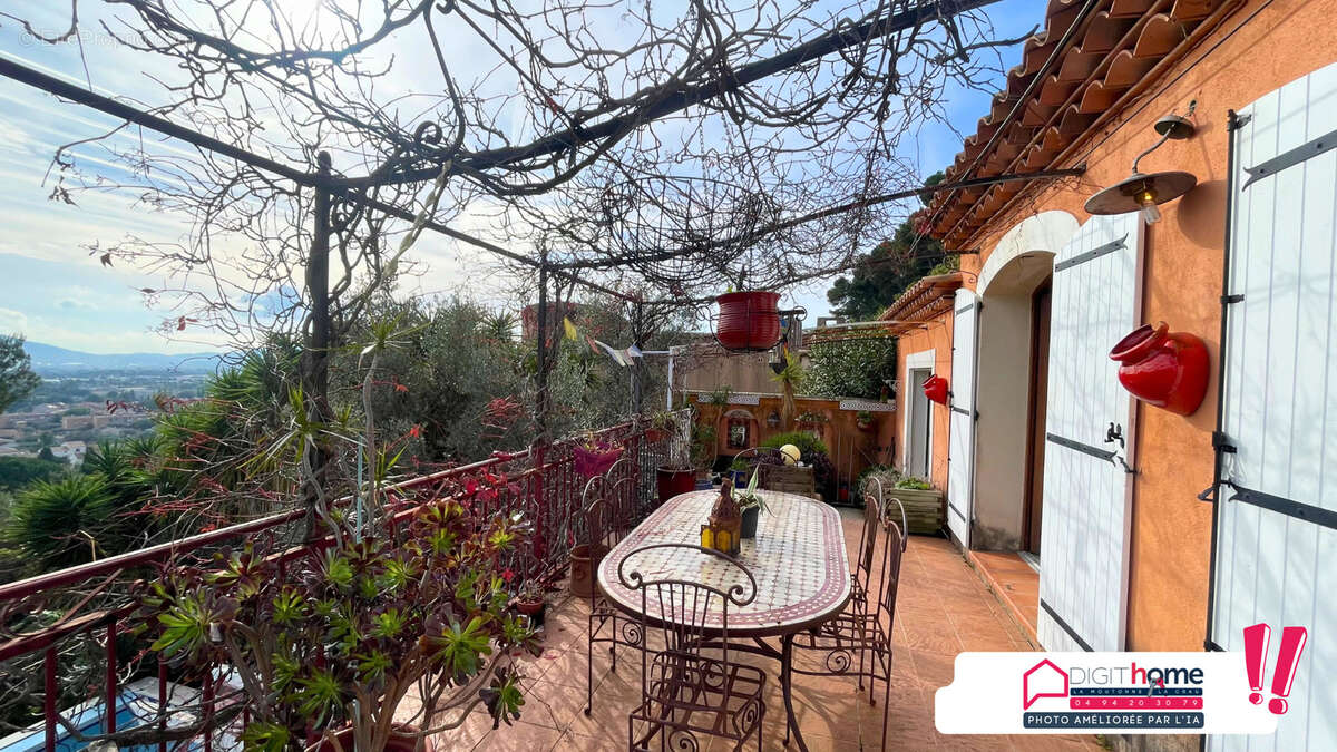 Maison à LA FARLEDE