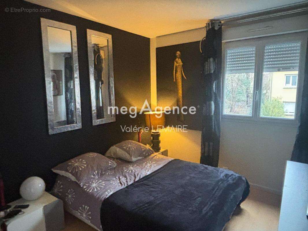 Appartement à MANDRES-LES-ROSES