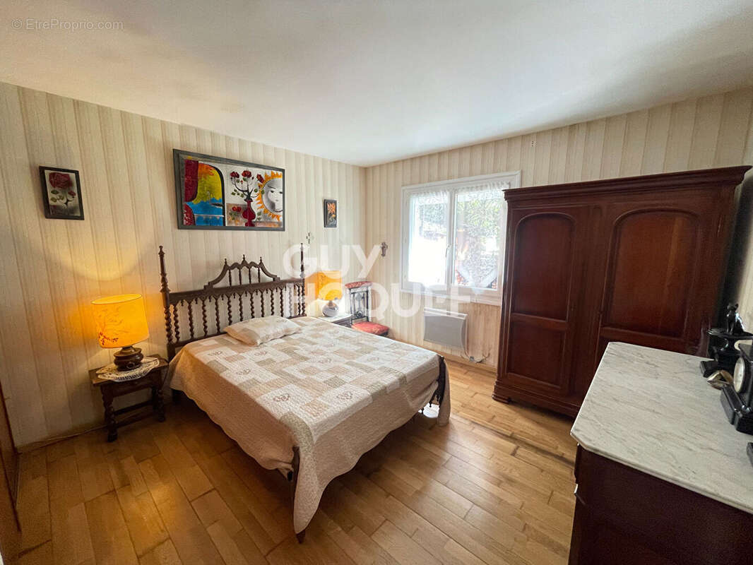 Maison à PARENTIS-EN-BORN