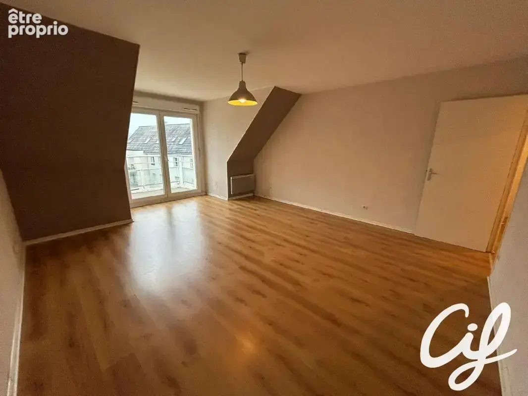 Appartement T4 LA CHAPELLE SUR ERDRE - 78.56 m2  232 000 Euros - photo 2