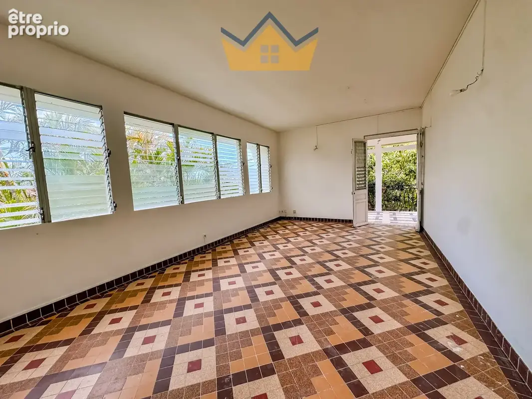 Maison 7 pièces 147 m² à vendre à Fort-De-France (97200) - photo 3