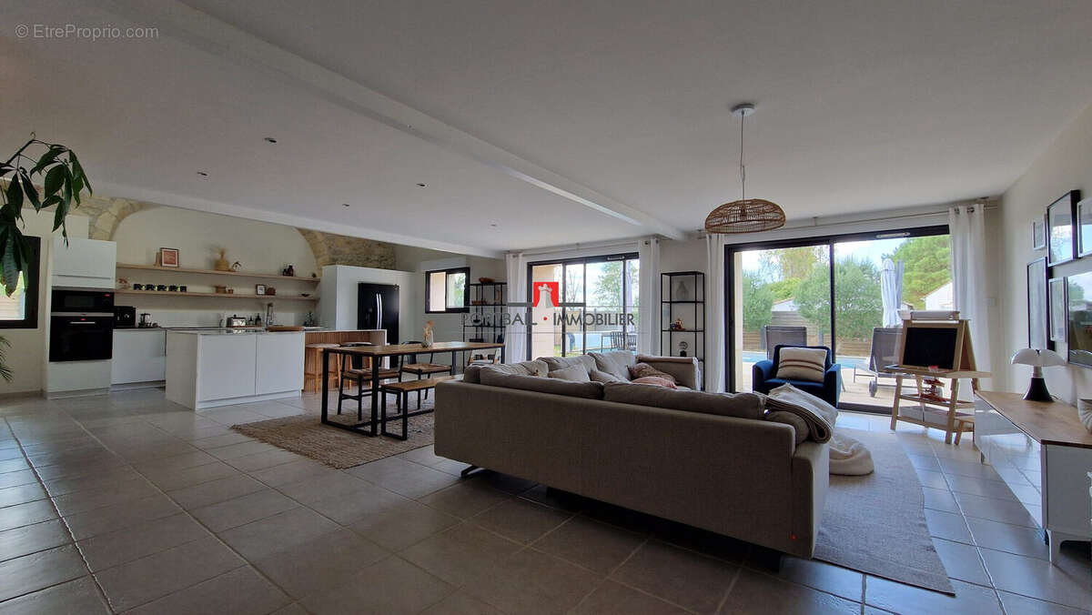 Maison à SAINT-ANDRE-DE-CUBZAC