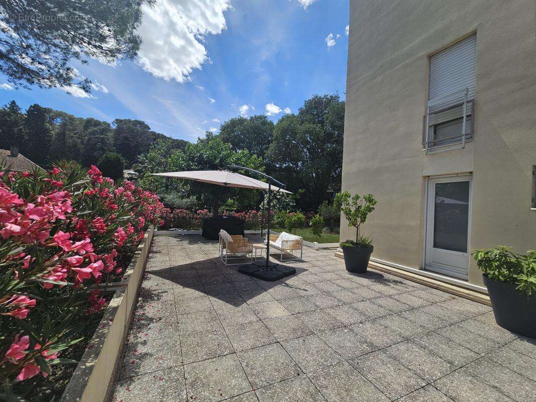 Appartement à NIMES