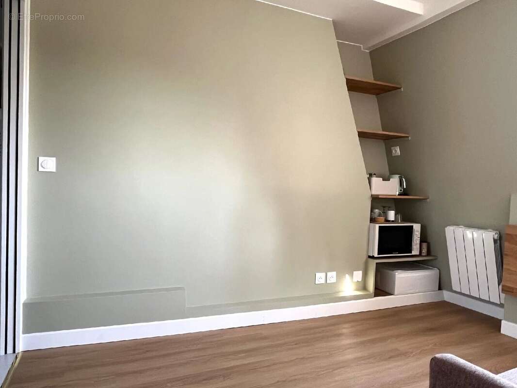 Appartement à PARIS-8E