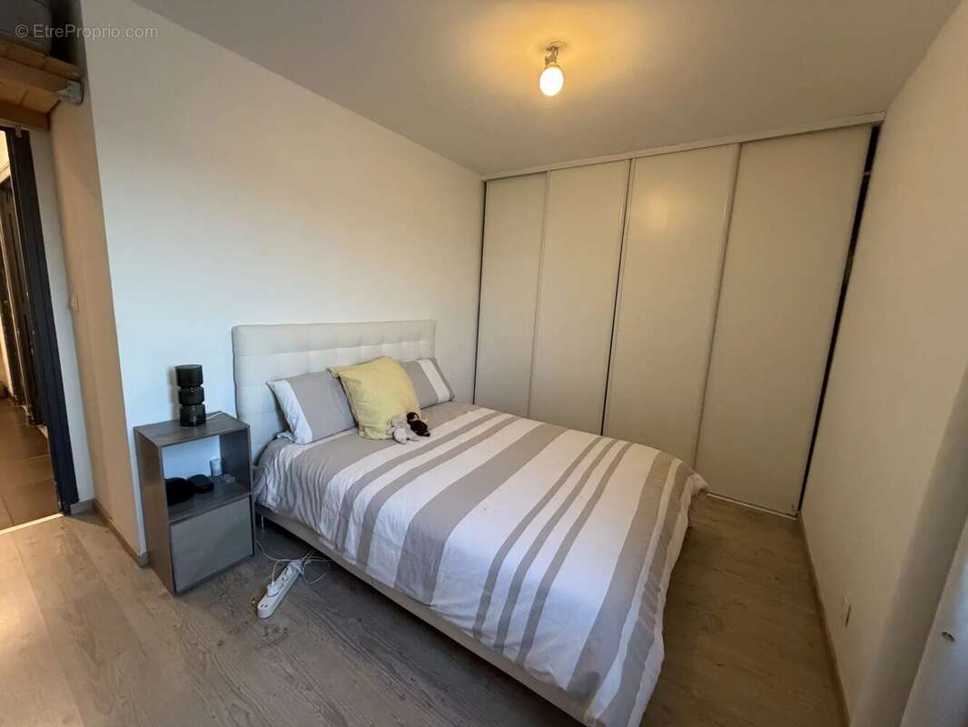 Appartement à GUILHERAND-GRANGES