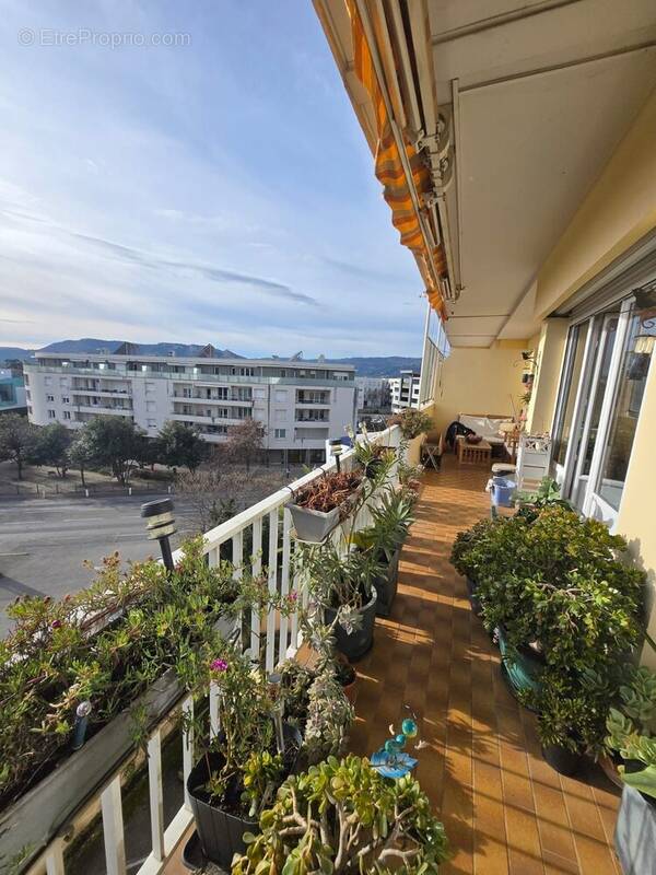 Appartement à BOURG-LES-VALENCE