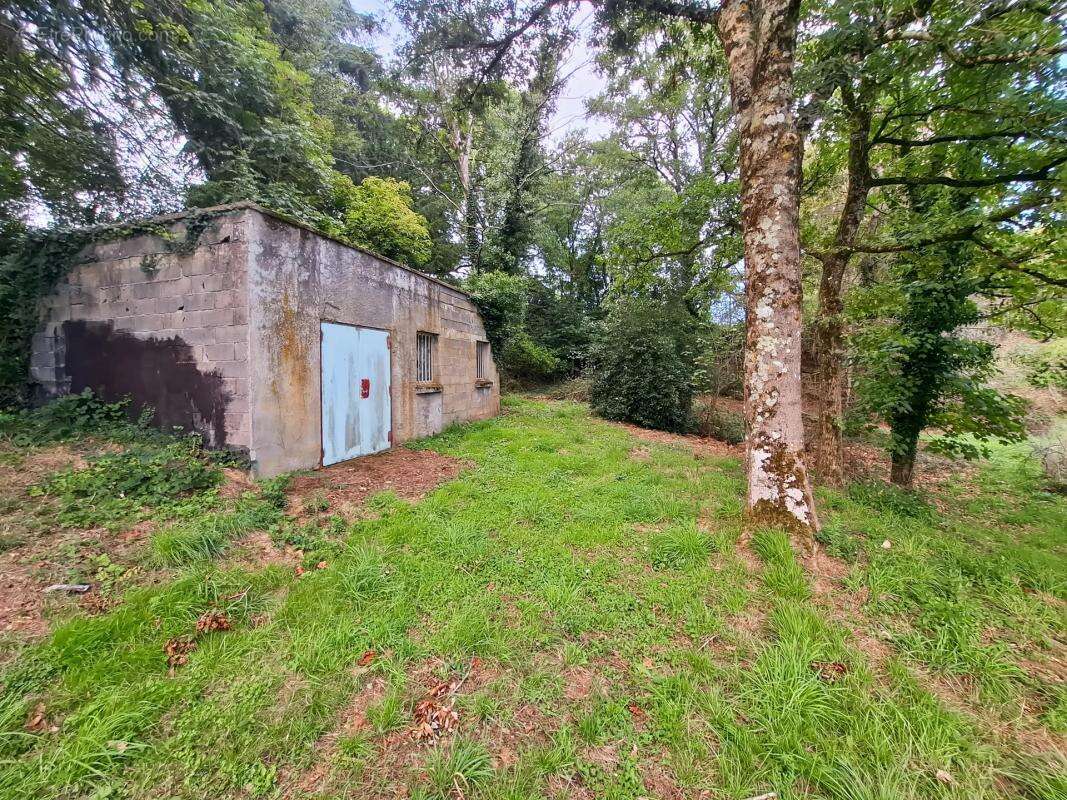 Maison à CHAMPROND-EN-GATINE