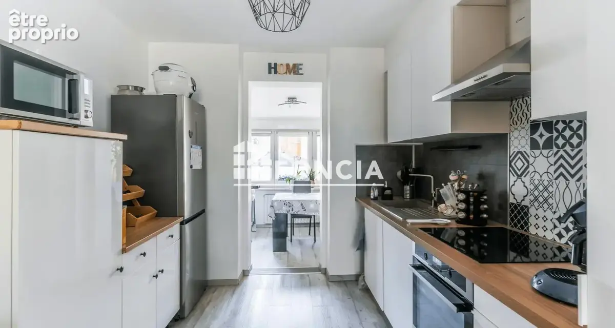 Maison de ville rénovée - photo 2